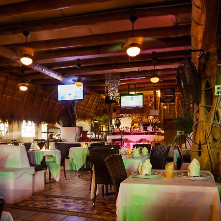 Hotel Mx Portal Maya Playa del Carmen Exterior photo