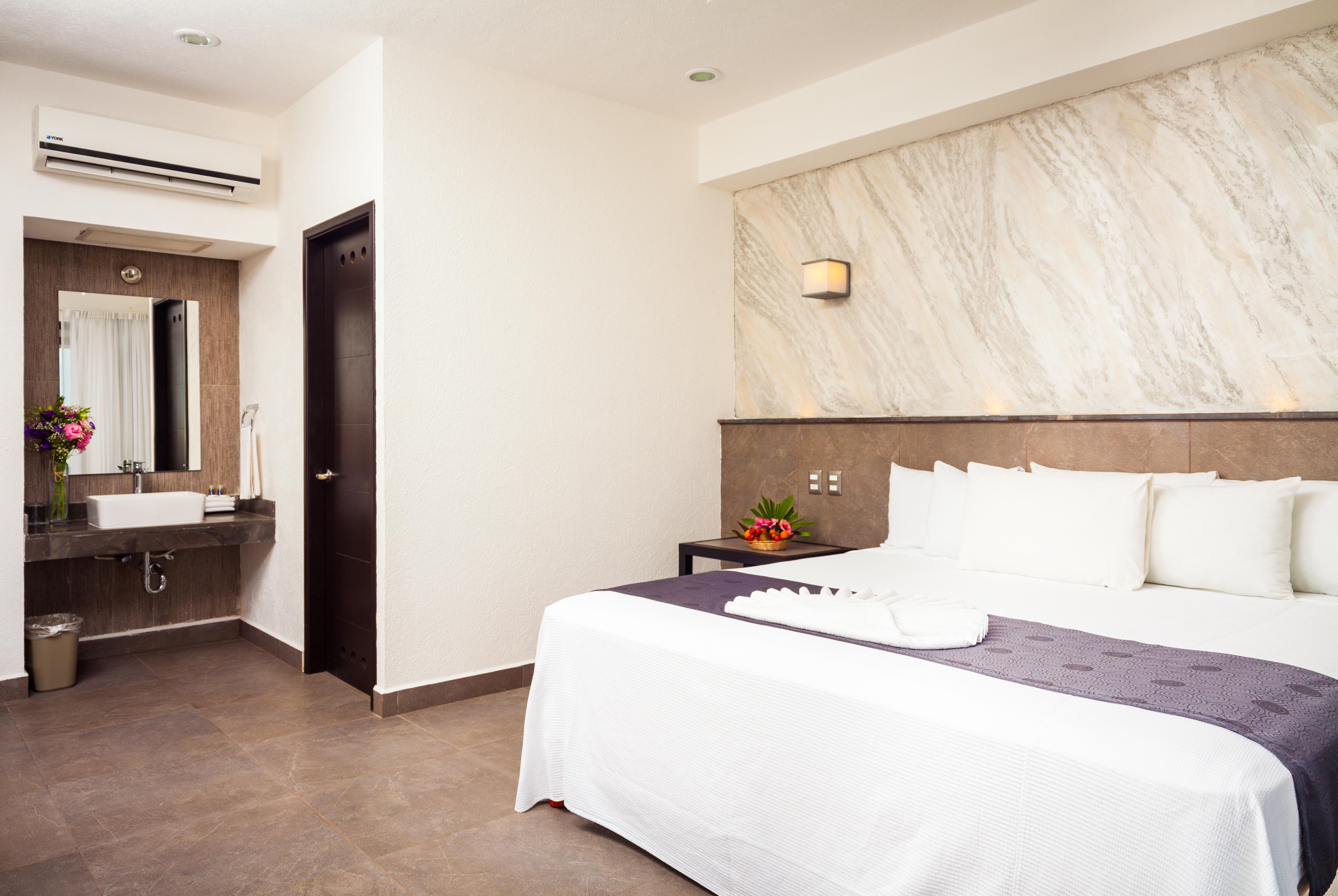 Hotel Mx Portal Maya Playa del Carmen Exterior photo